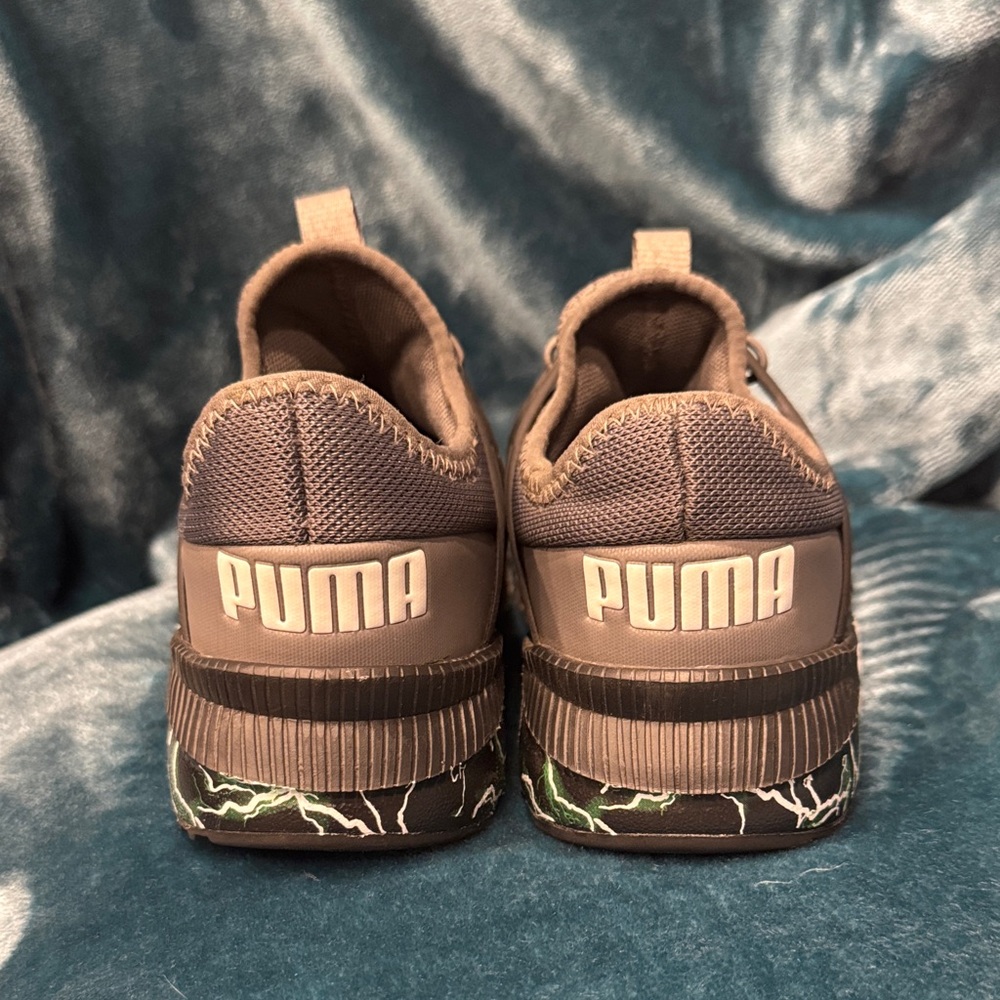 Puma Boys Slip on Sneakers 👟 Size 2.5 - Picture 3 of 8